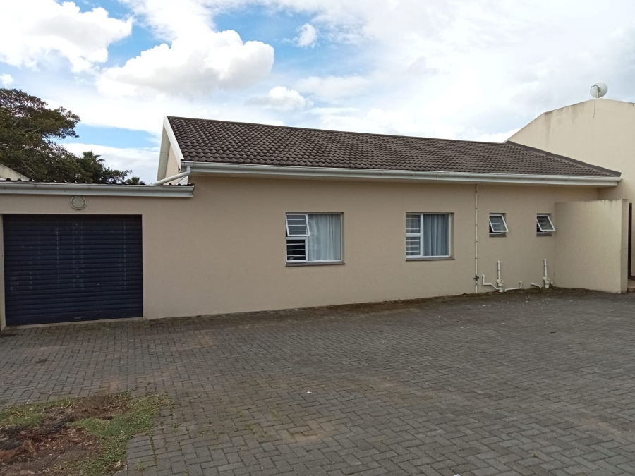 4 Bedroom Property for Sale in Greenfields Eastern Cape